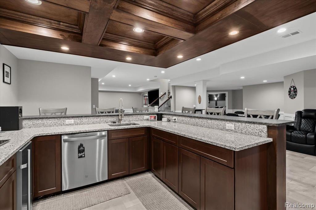10420 STONEY POINT Drive, South Lyon, MI 48178 — Photo 32