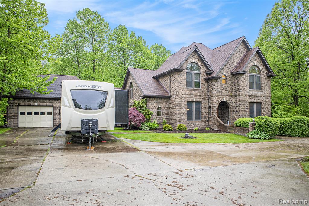 6140 Seymour Road, Swartz Creek, MI 48473 — Photo 3
