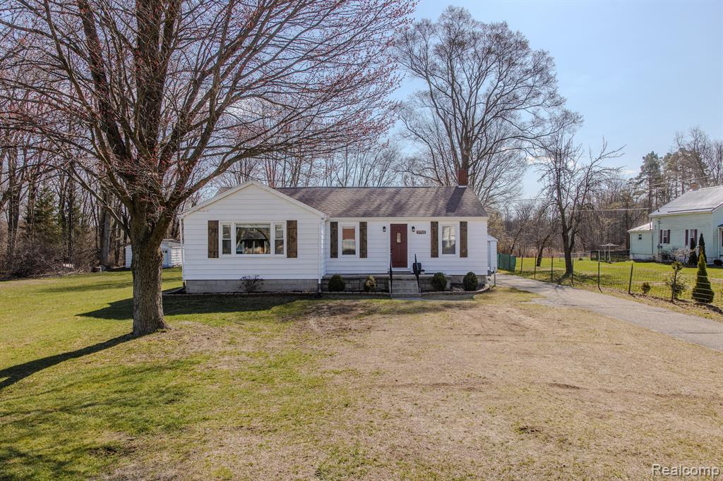 7705 BELL Road, Birch Run, MI 48415 — Photo 2