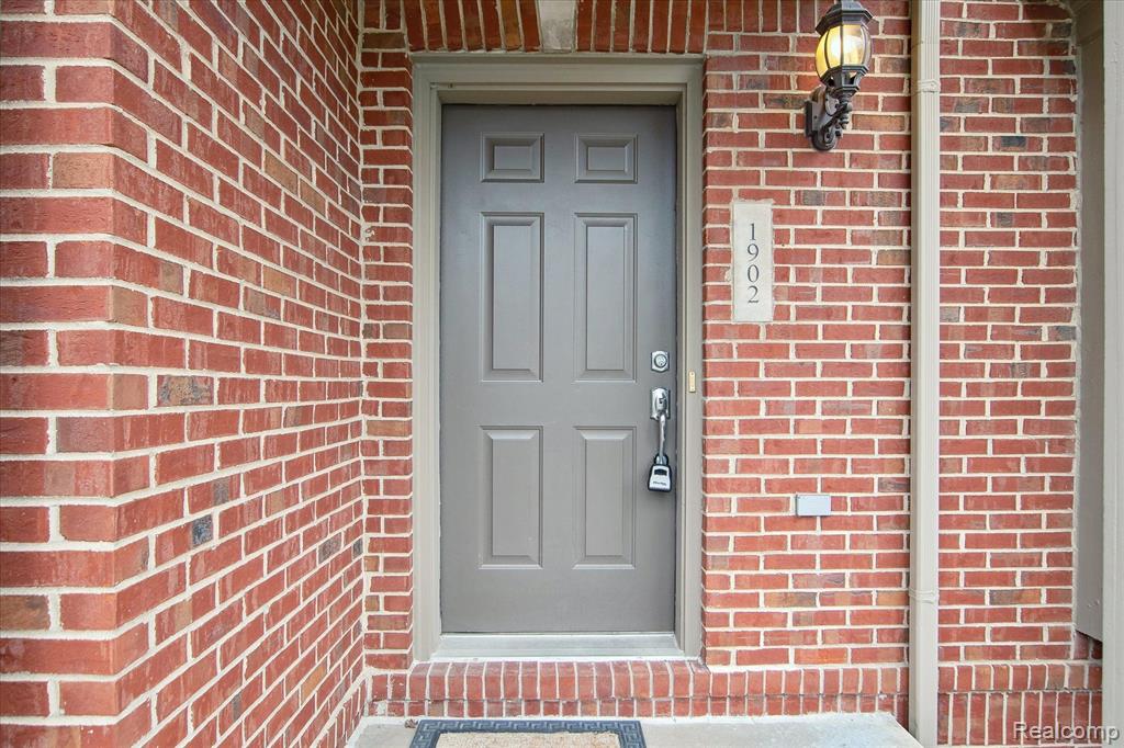 1902 PADDOCK Lane, Canton, MI 48188 — Photo 5
