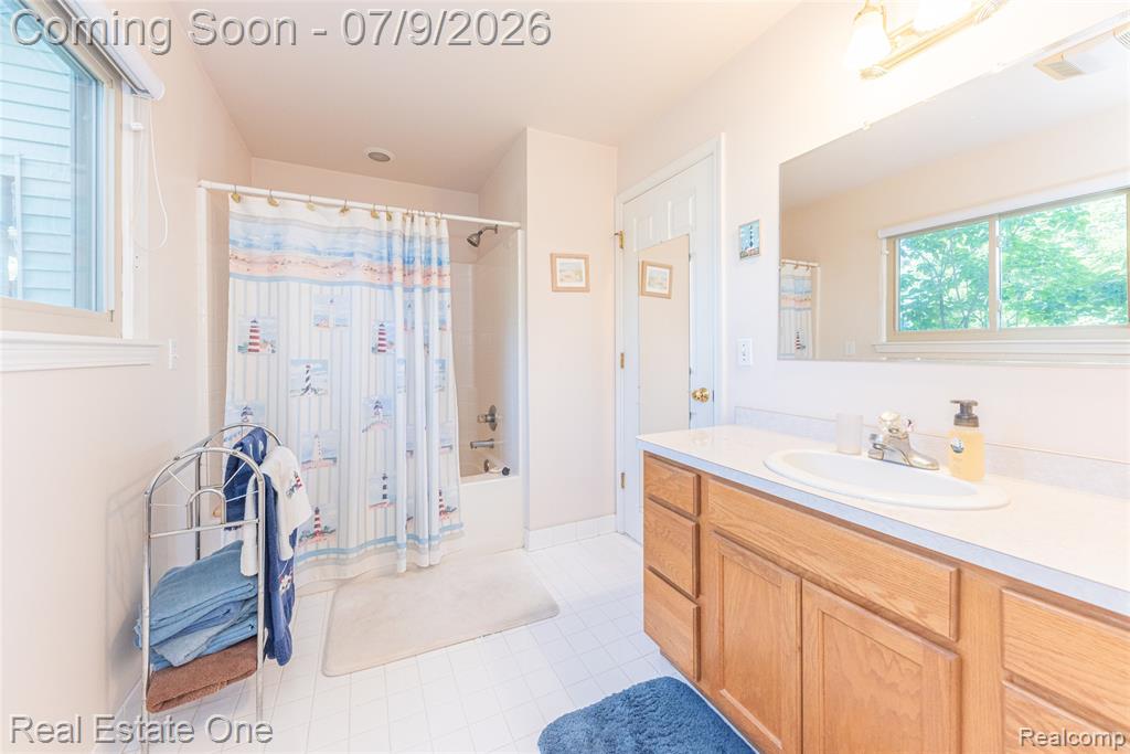 7965 Howard Street, Whitmore Lake, MI 48189 — Photo 33