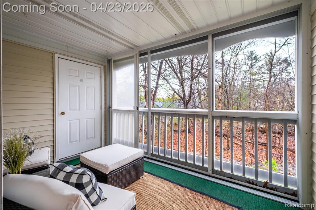 1221 Curzon Court, 203, Howell, MI 48843 — Photo 15