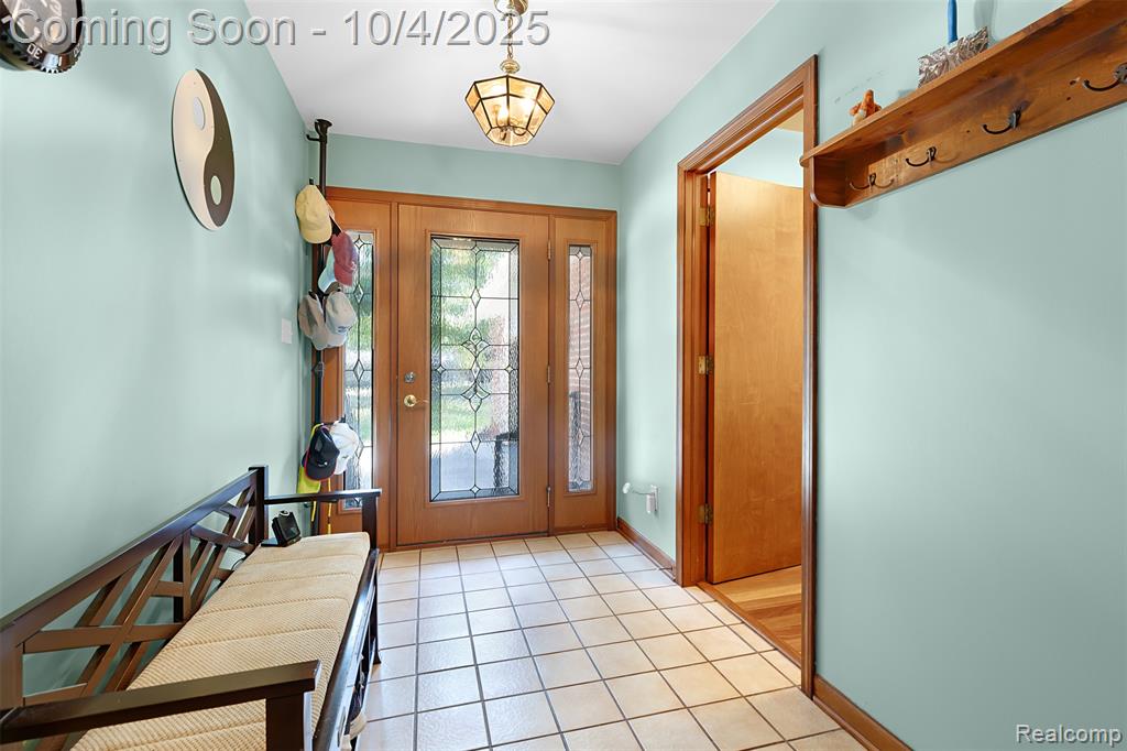 8614 Island Boulevard, Grosse Ile, MI 48138 — Photo 3
