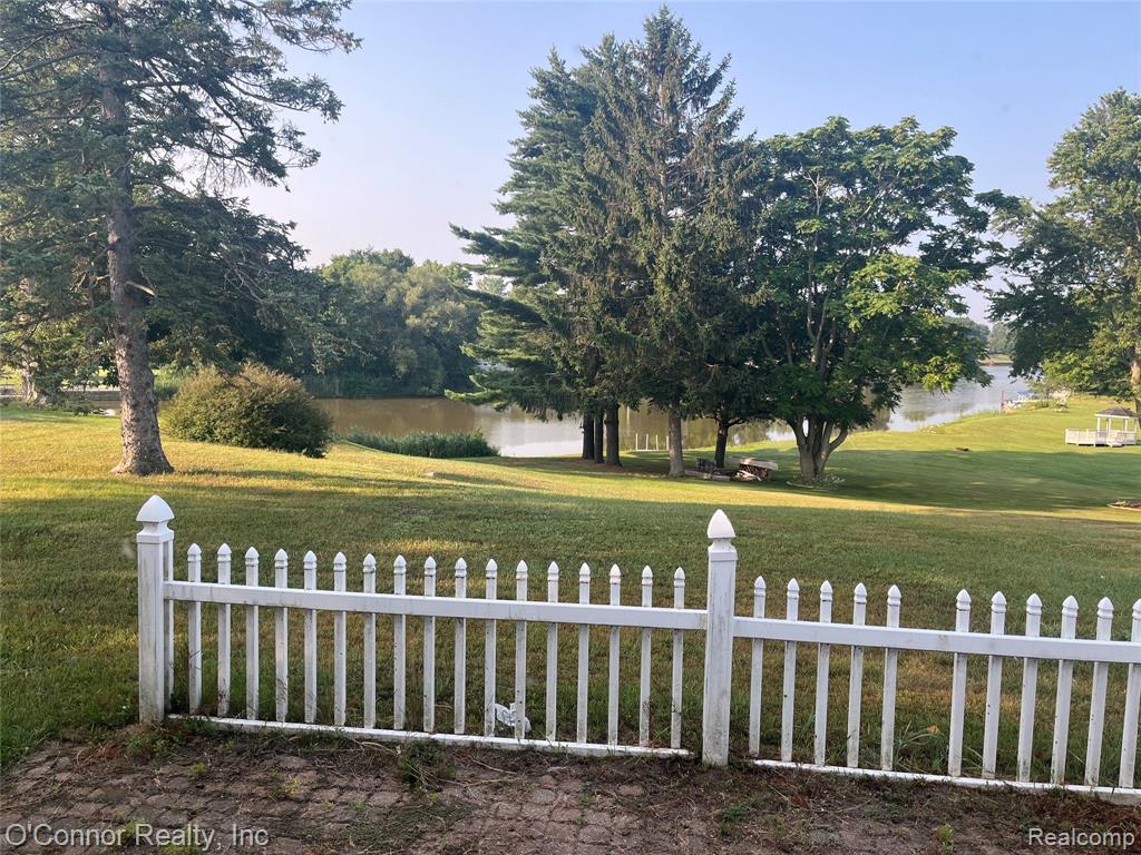 2929 N River Road, Fort Gratiot, MI 48059 — Photo 14
