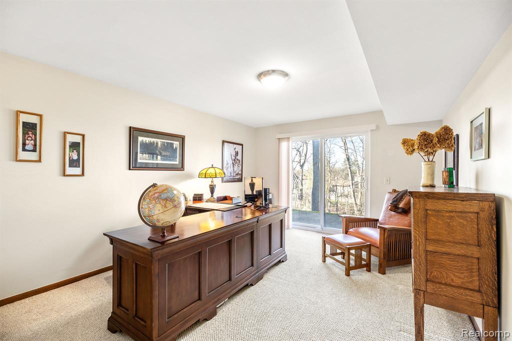 4237 SAWGRASS Drive, Bloomfield Hills, MI 48302 — Photo 25