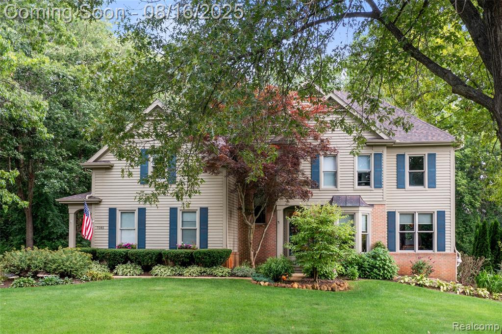 7085 Hickory Hollow Circle, Clarkston, MI 48348 — Photo 4