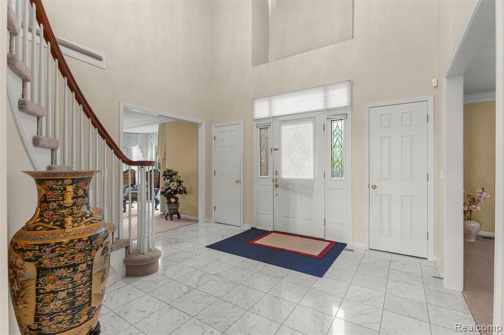 30060 Bristol Lane, Bingham Farms, MI 48025 — Photo 6