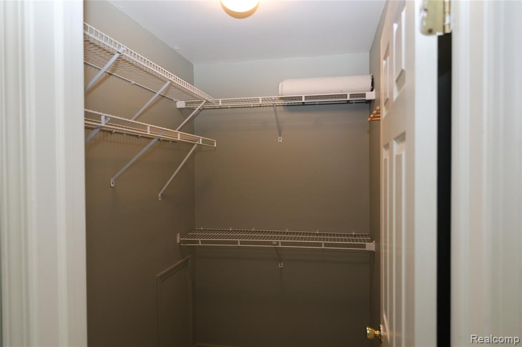 3361 Milcroft Court, Canton, MI 48188 — Photo 22