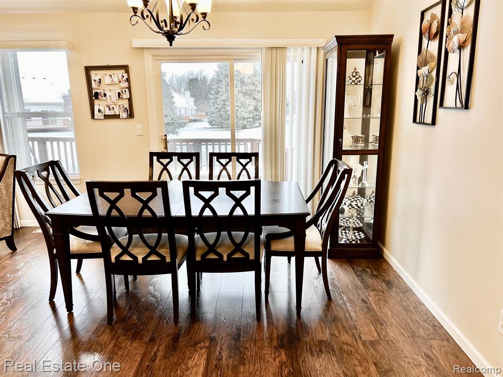 240 WINDING BROOK, 104, Commerce Twp, MI 48390 — Photo 11