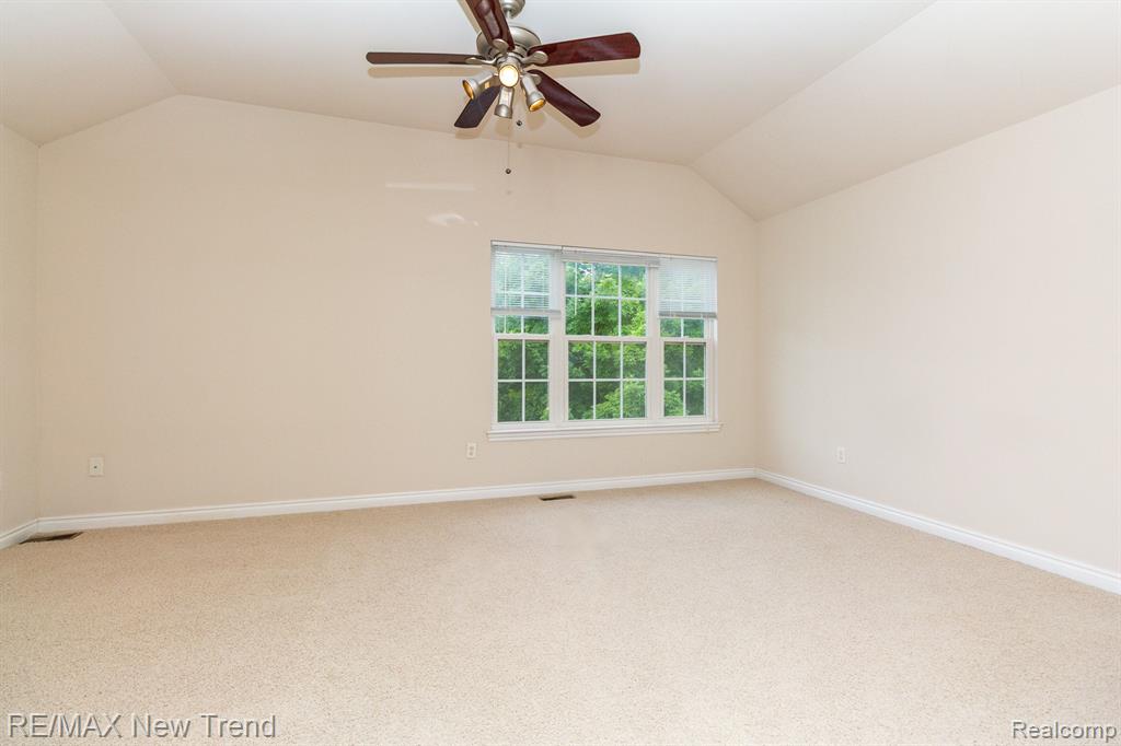 29319 DOUGLAS Drive, Novi, MI 48377 — Photo 17