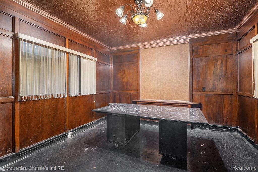 2731 JEROME Street, Detroit, MI 48212 — Photo 6