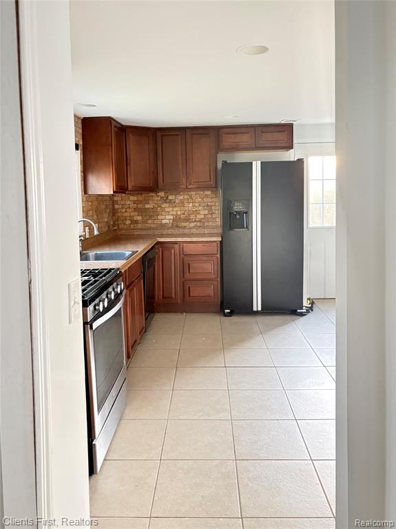128 Henry Ruff Road, Garden City, MI — Photo 10