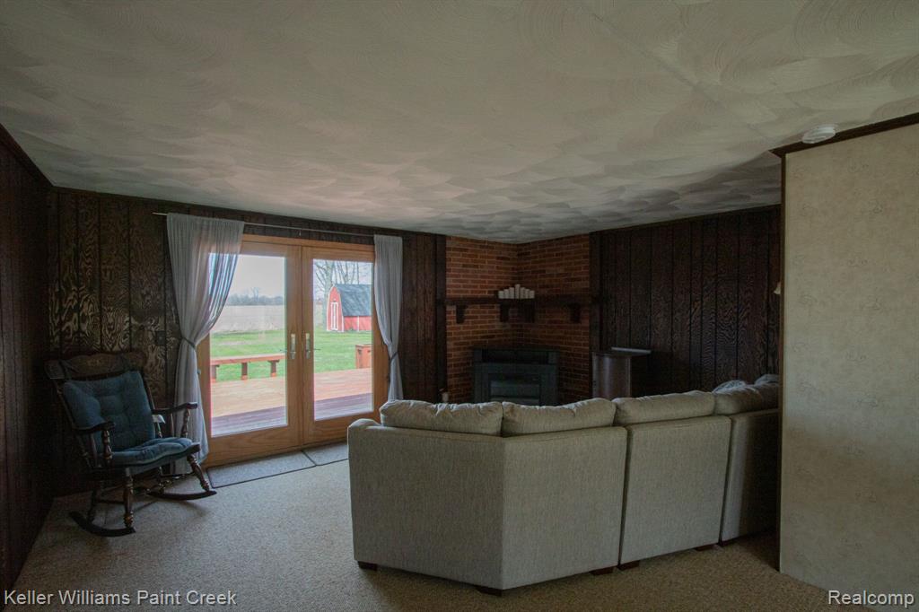 419 ALMONT Avenue, Almont, MI 48003 — Photo 19