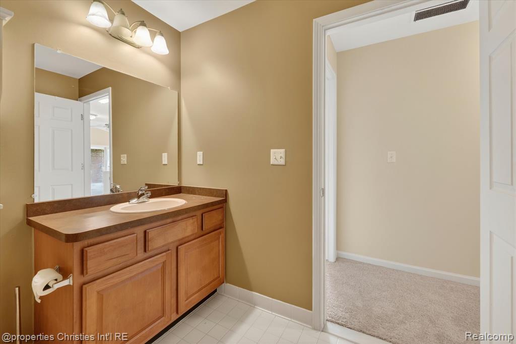 16773 Carriage Way, Northville, MI 48168 — Photo 27