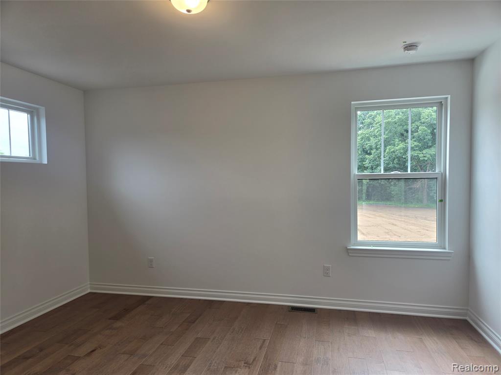 60671 TOWN SQUARE Street, New Hudson, MI 48165 — Photo 40