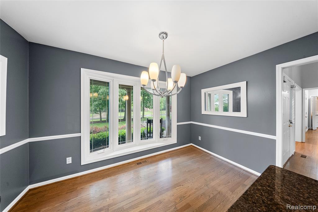 8487 Sherwood Drive, Grosse Ile, MI 48138 — Photo 13