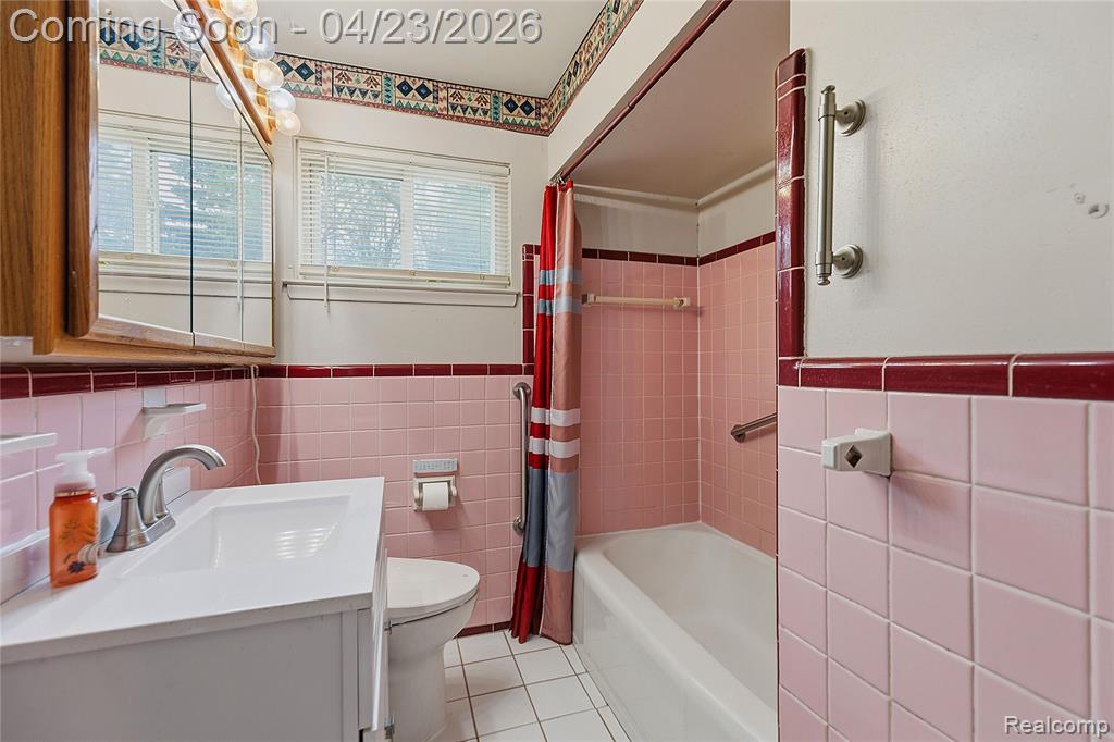 9538 Hazelton, Redford, MI 48239 — Photo 17