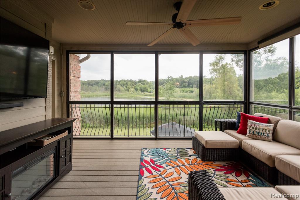 9050 Lake Dominion Drive, Brighton, MI 48114 — Photo 16
