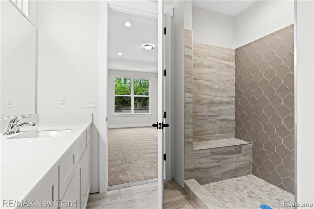 7836 Trailside Court, West Bloomfield, MI 48323 — Photo 15