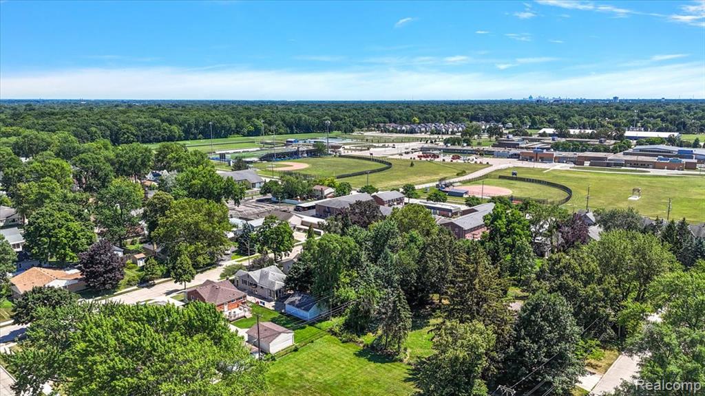 754 S Webik Avenue, Clawson, MI — Photo 27