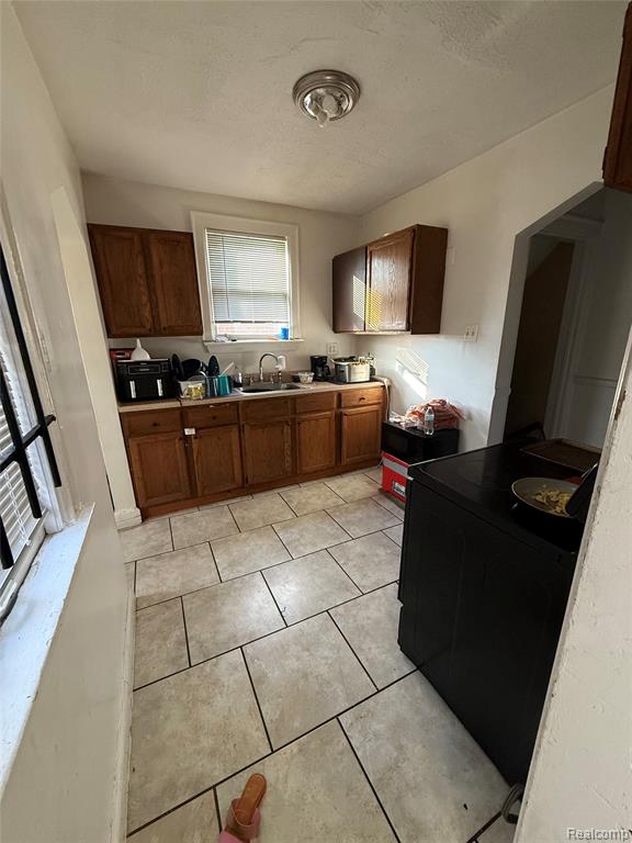 15824 Snowden Street, Detroit, MI 48227 — Photo 6