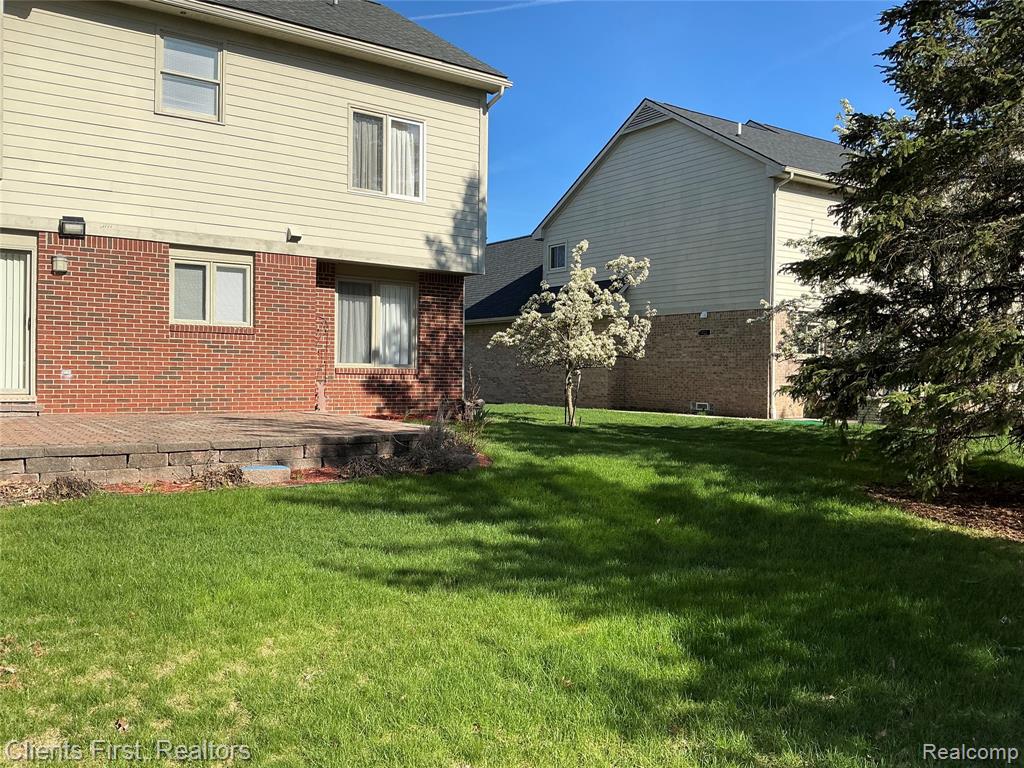 41074 Scarborough Lane, Novi, MI — Photo 12