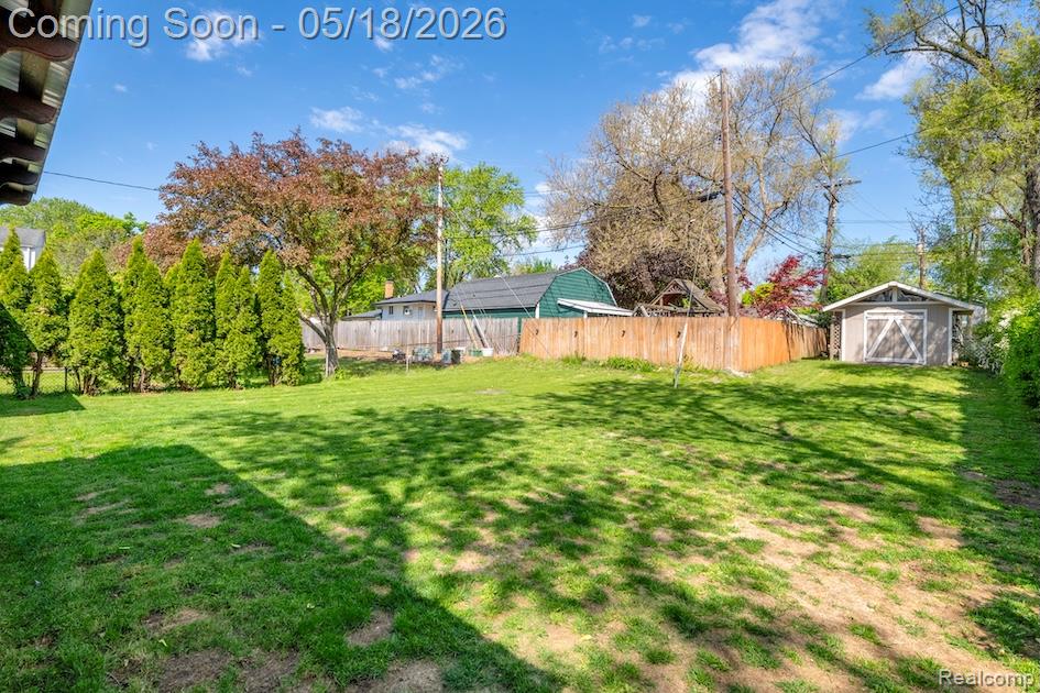 693 Langley Boulevard, Clawson, MI — Photo 47