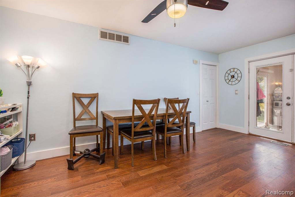 44601 ALBERT Drive, Plymouth, MI 48170 — Photo 8