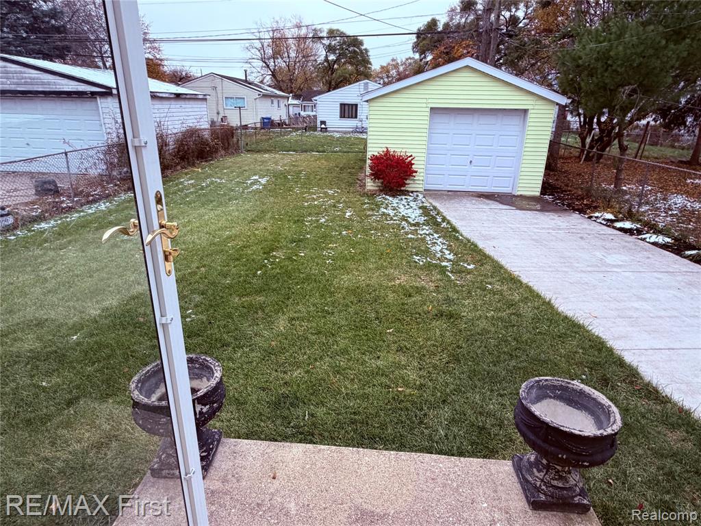 8642 Lozier Avenue, Warren, MI 48089 — Photo 21