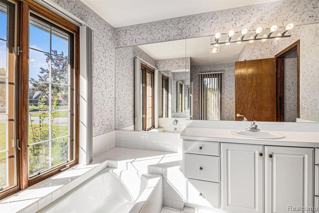 10103 NEWFOUND GAP, Brighton, MI 48114 — Photo 15