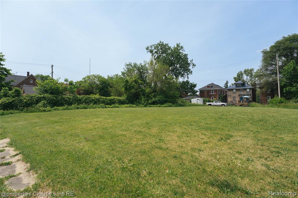 8604 La Salle Boulevard, Detroit, MI 48206 — Photo 63
