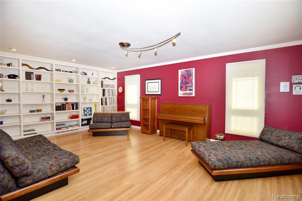 31690 Glencoe Drive, Beverly Hills, MI 48025 — Photo 4
