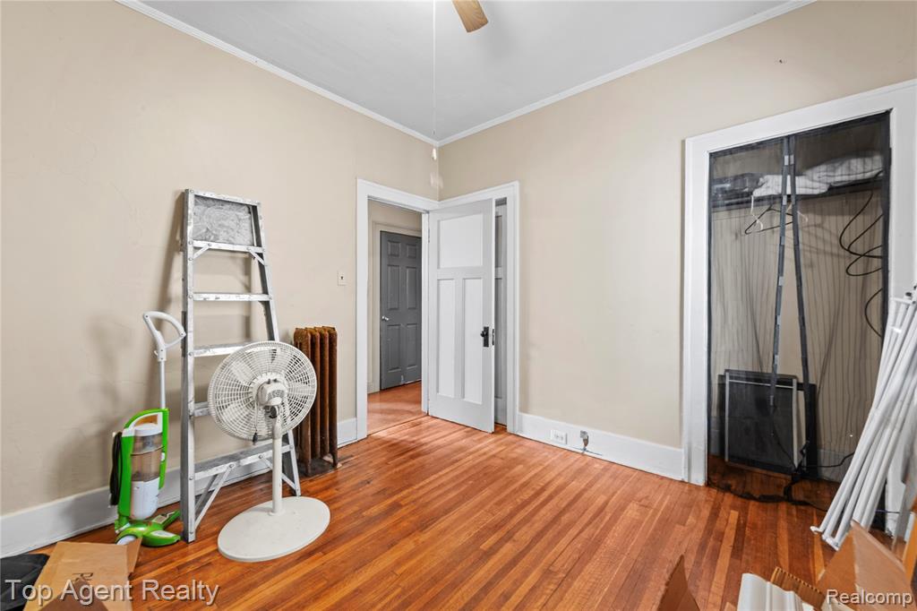 5302 Crane Street, Detroit, MI 48213 — Photo 16