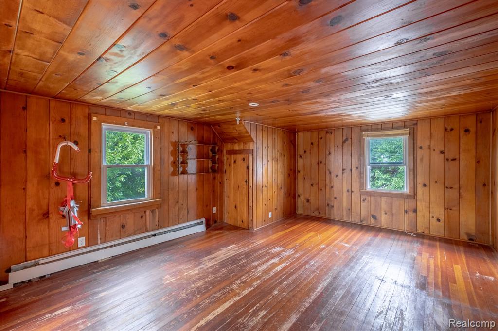 2028 Kochville Road, Saginaw, MI 48604 — Photo 11