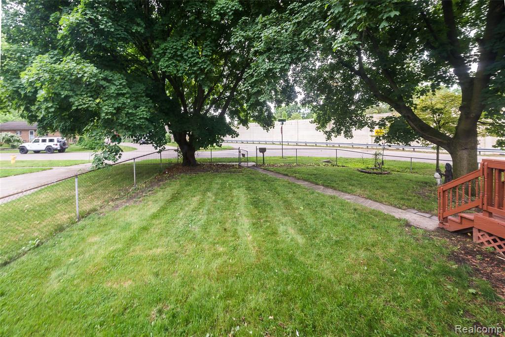 658 Kansas Avenue, Ypsilanti, MI 48198 — Photo 41
