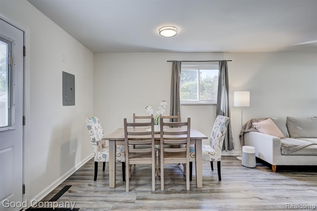 21900 Eastwood Street, Oak Park, MI 48237 — Photo 8