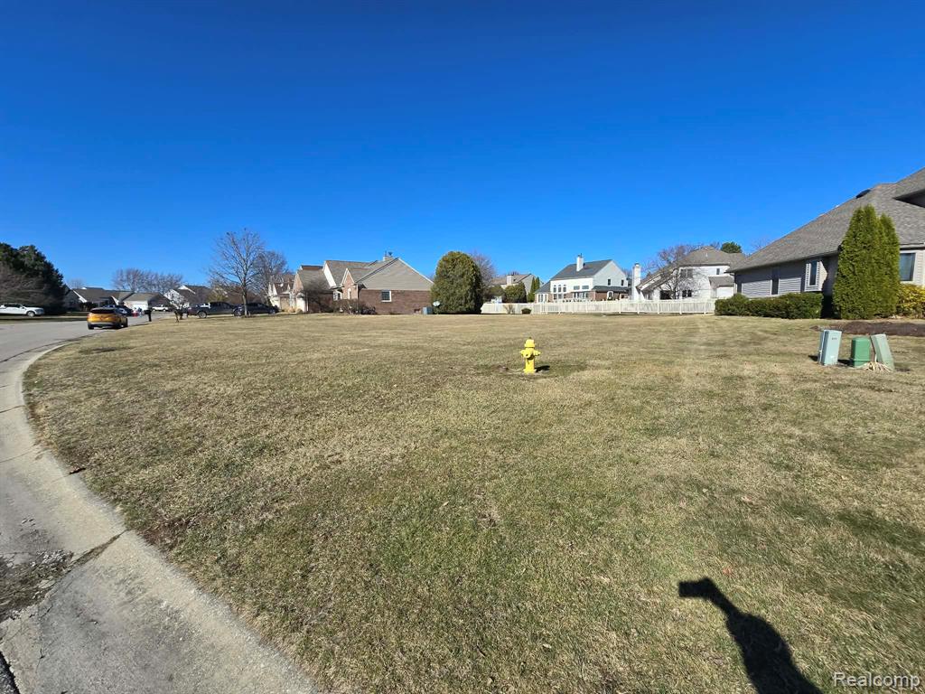 827 Carrington Boulevard, Monroe, MI 48161 — Photo 9