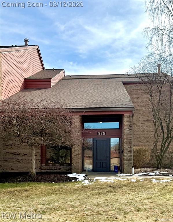 875 Greenview Court, Rochester Hills, MI 48307 — Photo 2