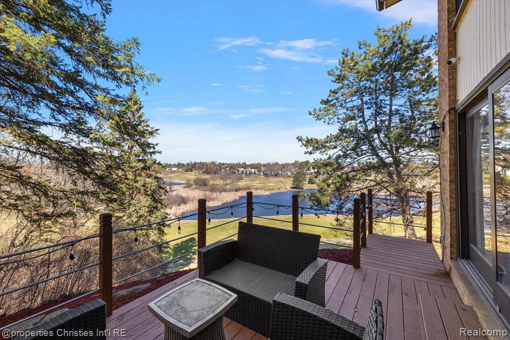 1808 Moors Court, Bloomfield Hills, MI, 48302