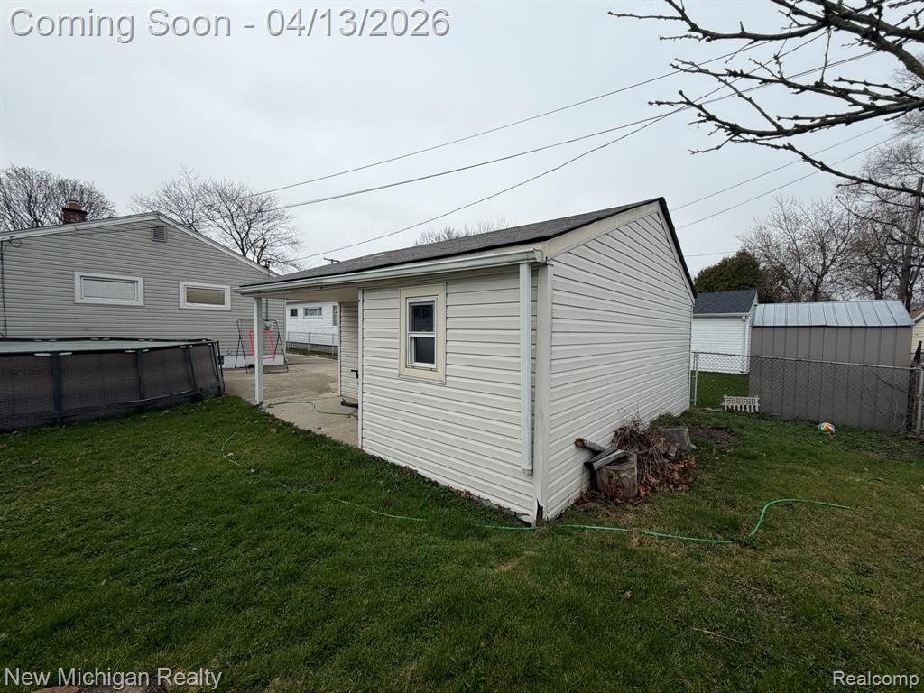 6671 Mayfair Street, Taylor, MI 48180 — Photo 11