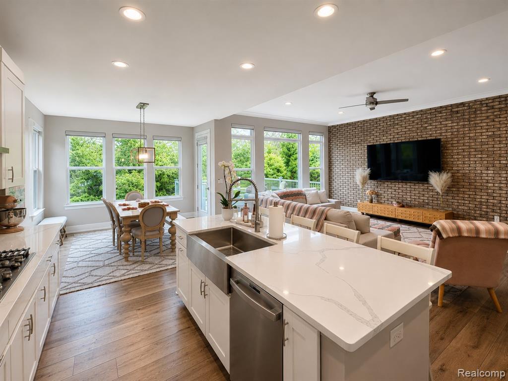 154 Mulberry Lane, thumbnail 6