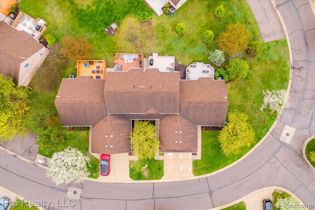 4000 Hunters Circle E, 137, Canton, MI 48188 — Photo 9
