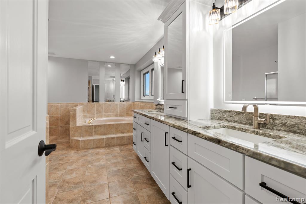 5615 Woodmire Drive, Shelby Twp, MI 48316 — Photo 27