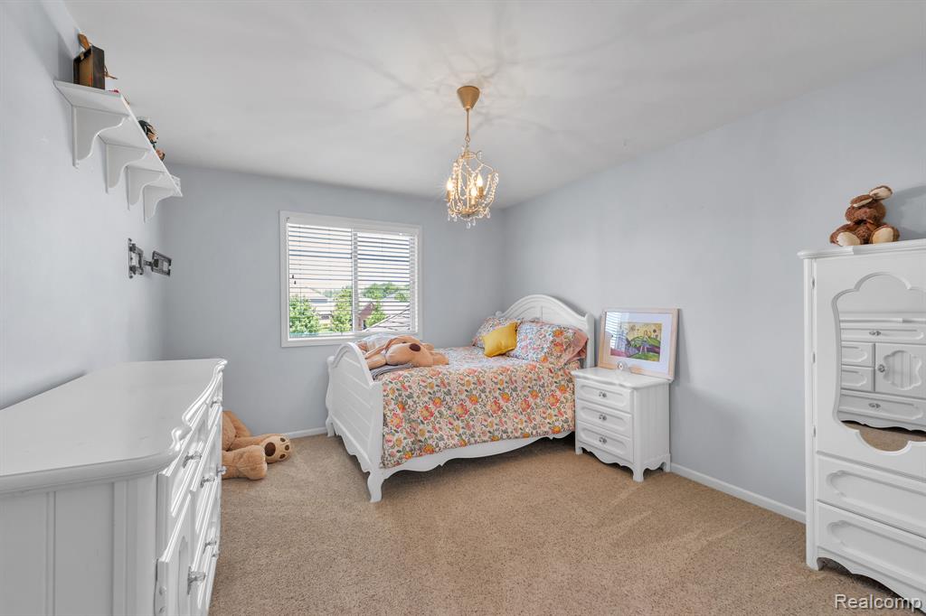 55477 Snead Drive, Macomb, MI 48042 — Photo 32