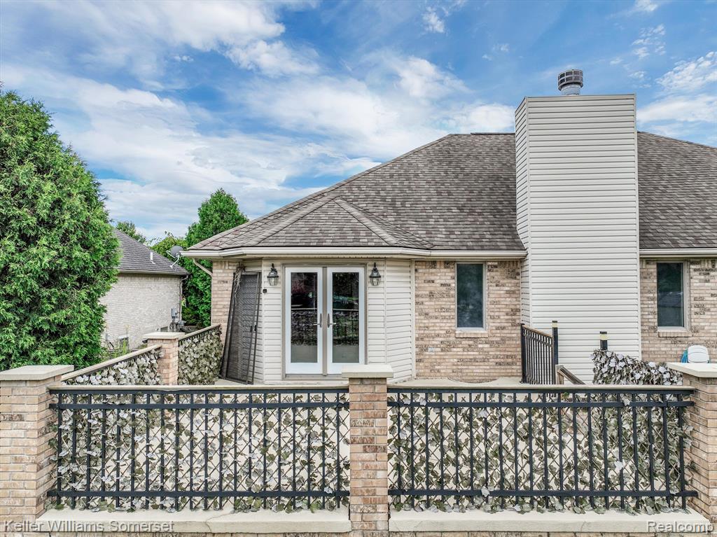 51488 BLUE SPRUCE Drive, Macomb, MI 48042 — Photo 5