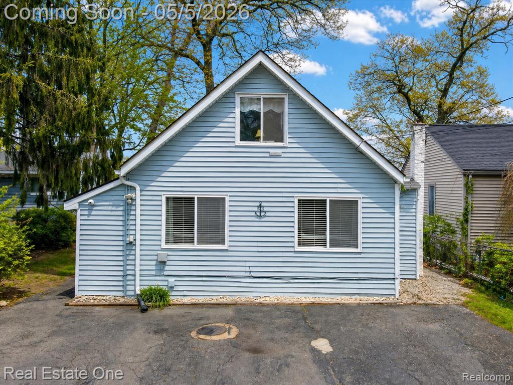 9590 Roundlake Boulevard, White Lake, MI — Photo 35
