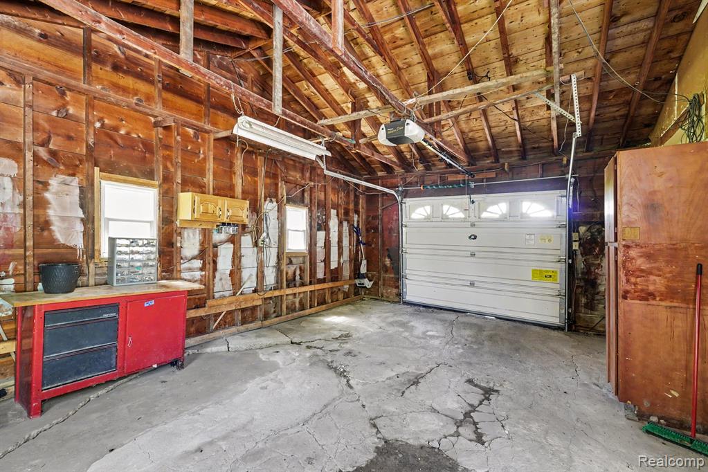 4023 S Genesee Road, Grand Blanc, MI 48439 — Photo 31