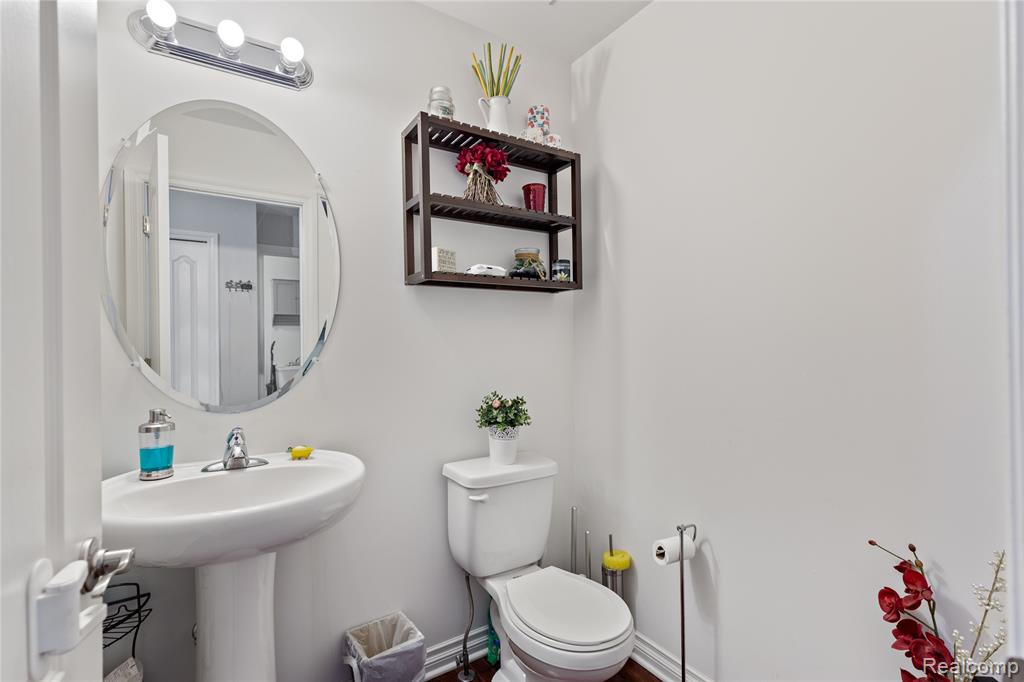 43198 Wilderness Drive, Canton, MI 48188 — Photo 18