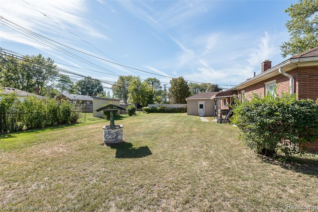 32297 Warren Road, Garden City, MI — Photo 42