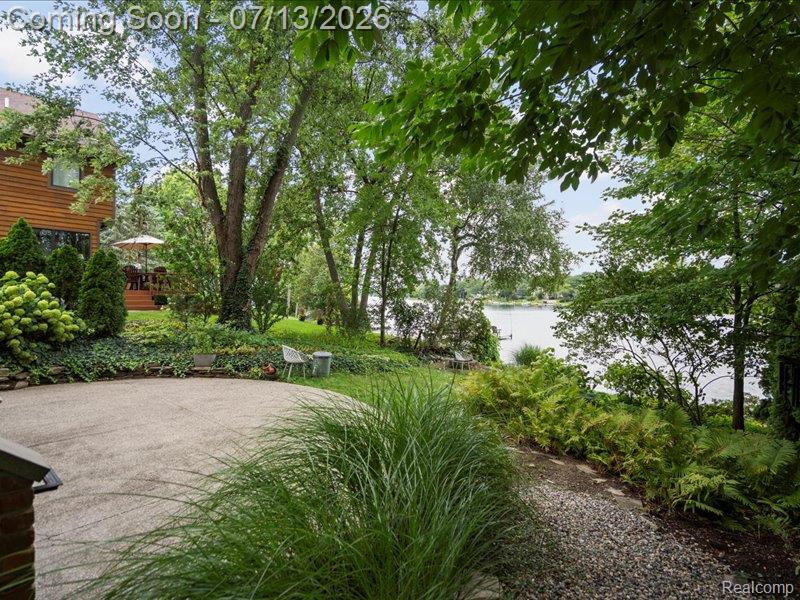 6420 Commerce Road, West Bloomfield, MI 48324 — Photo 72